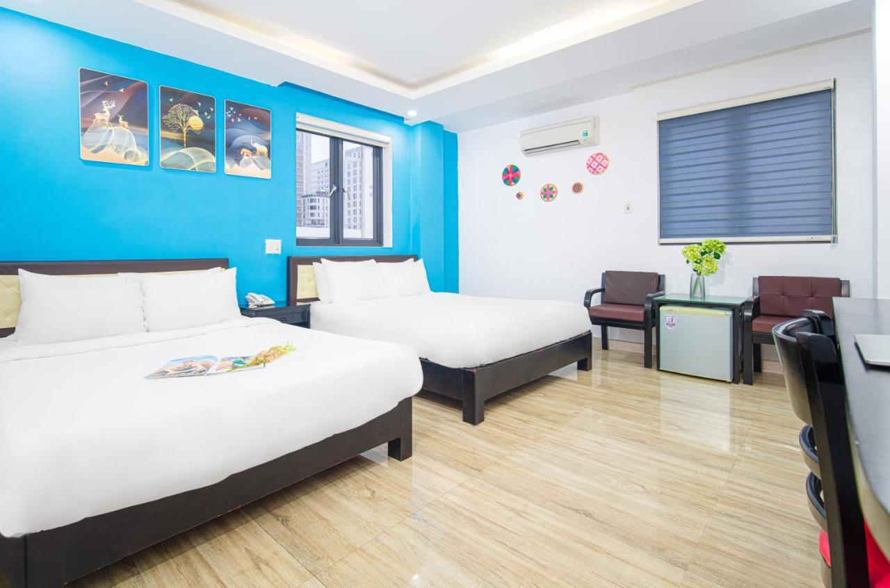 La Maison Danang Beach Hotel Buitenkant foto