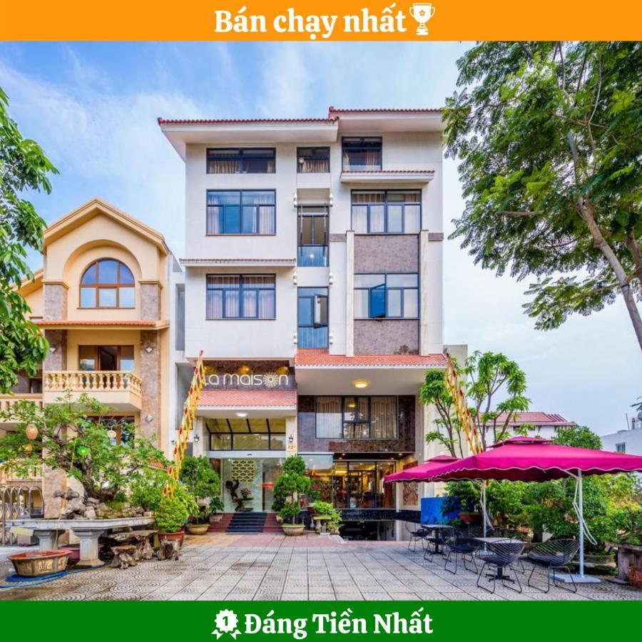 La Maison Danang Beach Hotel Buitenkant foto